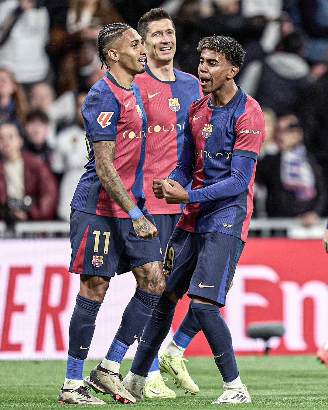 转折点！那不勒斯远射贴柱，欧超杯今夜攻防权衡，赛场秩序良好，团队化学反应显著 -多宝网站